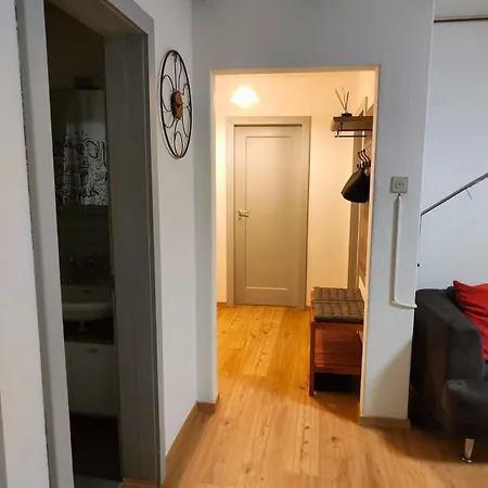 Heimelige 4 Zimmerwohnung Im Schoenen Val 公寓 *