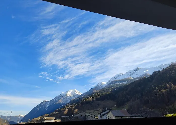 Heimelige 4 Zimmerwohnung Im Schoenen Val