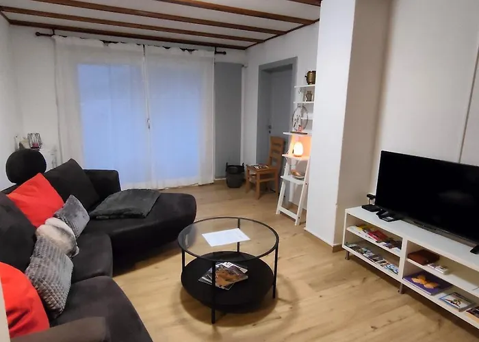 Heimelige 4 Zimmerwohnung Im Schoenen Val