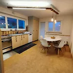 Apartment Heimelige 4 Zimmerwohnung Im Schoenen Val