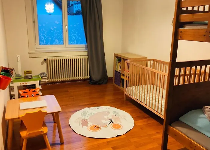 公寓 Heimelige 4 Zimmerwohnung Im Schoenen Val 波斯基亚沃