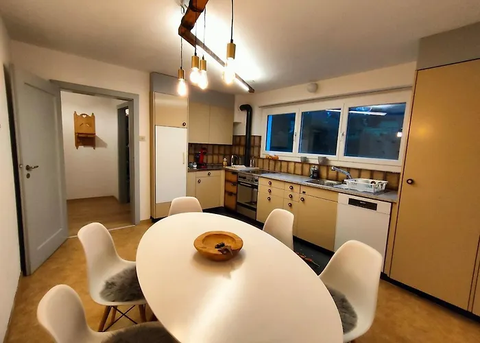 Heimelige 4 Zimmerwohnung Im Schoenen Val 公寓 *